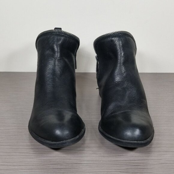 Lucky Brand Bartalino Bootie, Black Leather, Womens Size 8 M / 38 - Picture 2 of 11